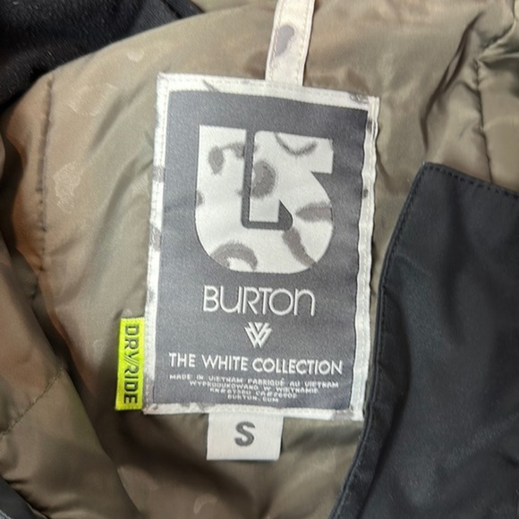 Burton The White Collection Coat Size Small - Picture 3 of 7